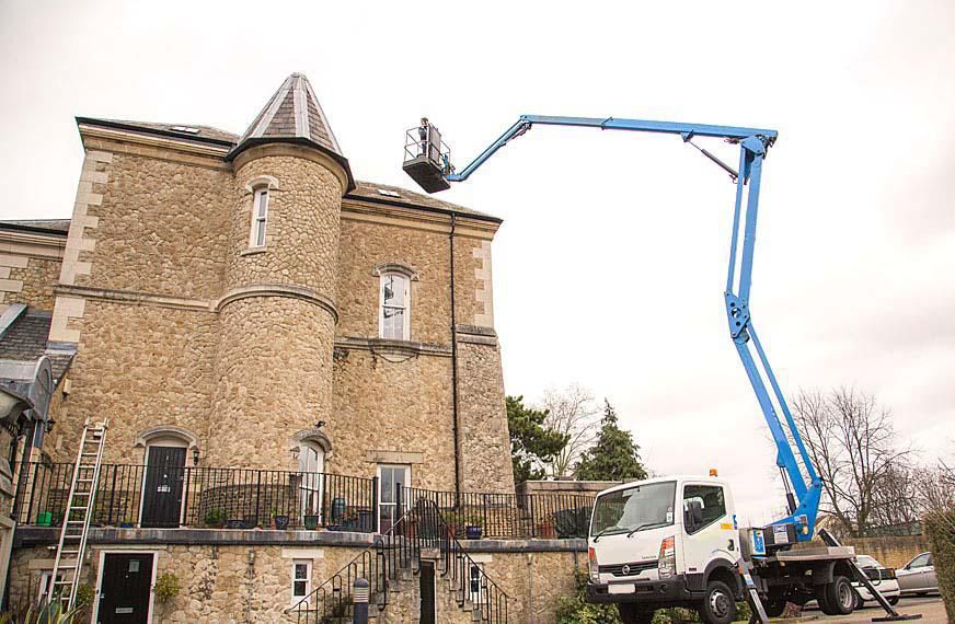 Gutter cleaning Devizes